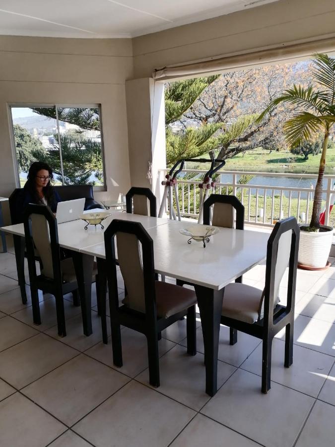Sunset Boulevard Riverlodge Paarl Extérieur photo